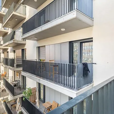 Balcony - Rooftop Access - New Budapest