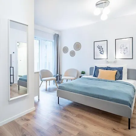 Balcony - Rooftop Access - New Apartment *