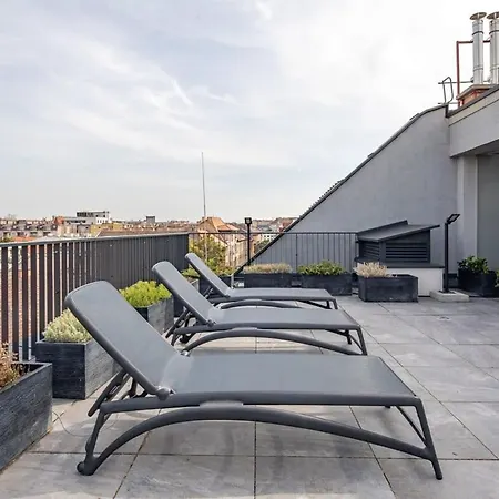 Apartman Balcony - Rooftop Access - New *
